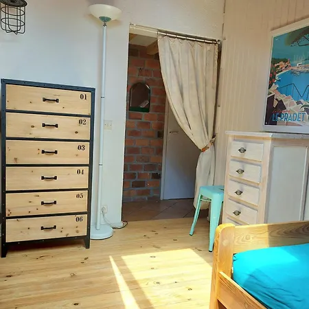 Maisonnette Vue 度假居 *